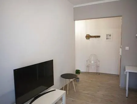 L&s Lampraki Apartment Thessaloniki
