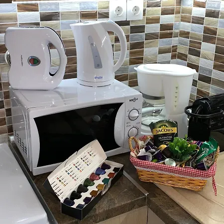 L&s Lampraki Apartment